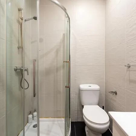 Apartment Joivy Warm And Inviting Flat With Balcony Porto