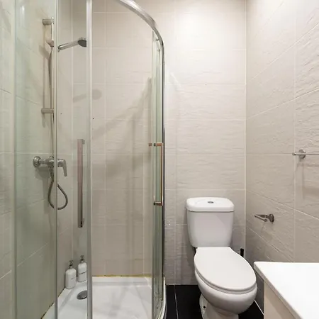 Guestready - Warm And Inviting Flat With Balcony *