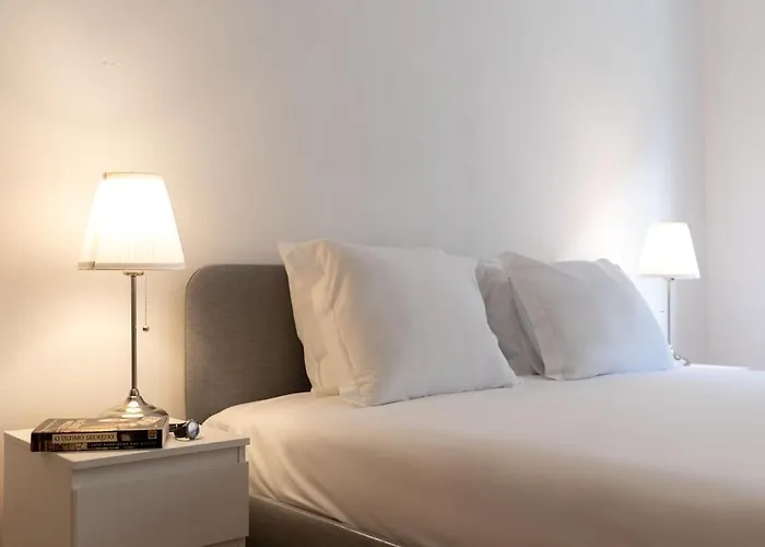 Guestready - Warm And Inviting Flat With Balcony Lägenhet *