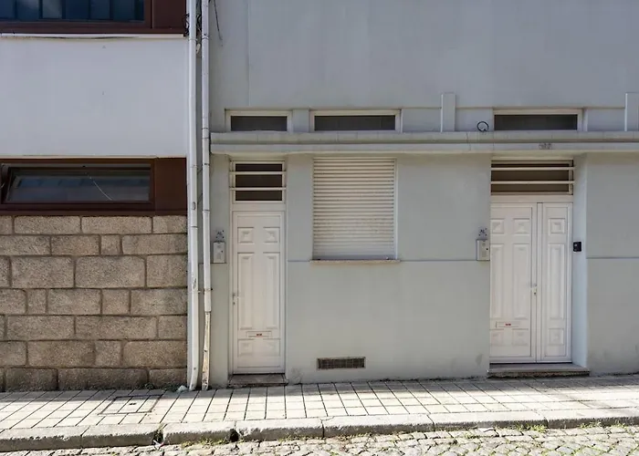 Guestready - Warm And Inviting Flat With Balcony Porto
