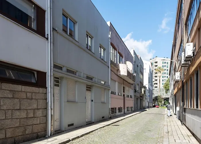Guestready - Warm And Inviting Flat With Balcony * Oporto