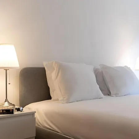 Guestready - Warm And Inviting Flat With Balcony Apartman *